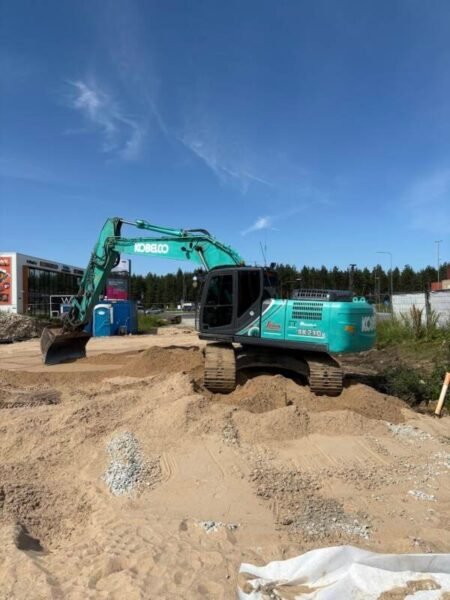 Kobelco SK210LC